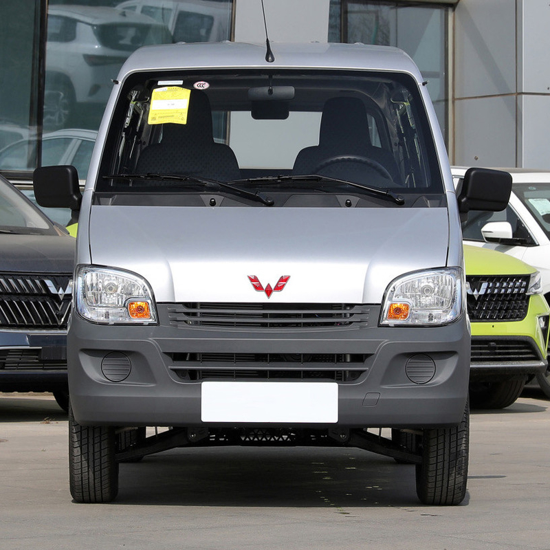 75 kW totaal motorvermogen 2023 Wuling VAN Linkshandige bestelwagen met 5 zitplaatsen en zijdelingse schuifdeur