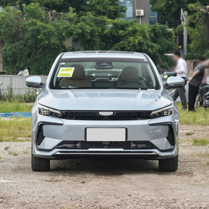 Geely Emgrand L HiP Hybrid 5 zitplaatsen Sedan 100KM elektrisch bereik Links rijden 5 zitplaatsen