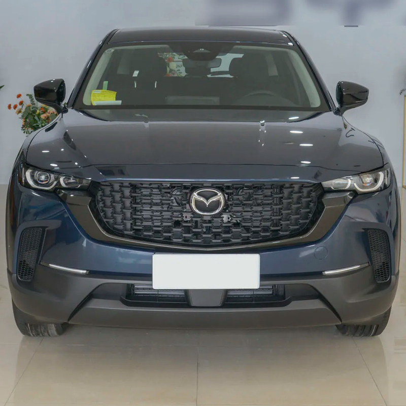 Comfortabele 2023 CX-50 benzine SUV met elektrische achteruitkijkspiegel en links stuur