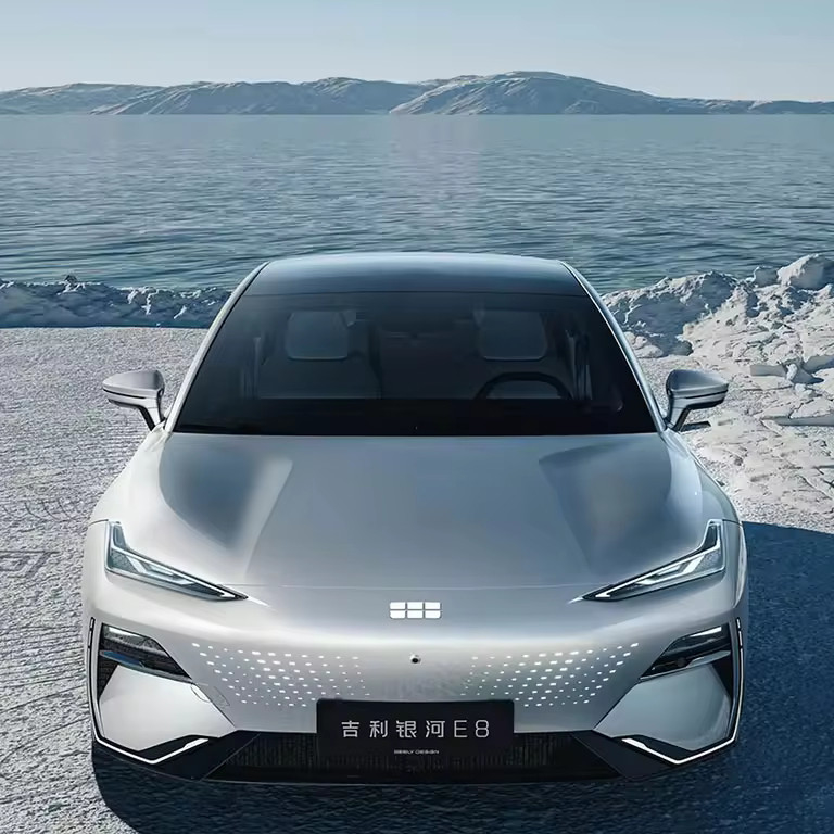 200 kW Single Motor 2024 Geely Galaxy Yinhe E8 665km Starship Voyage Edition Energievoertuig